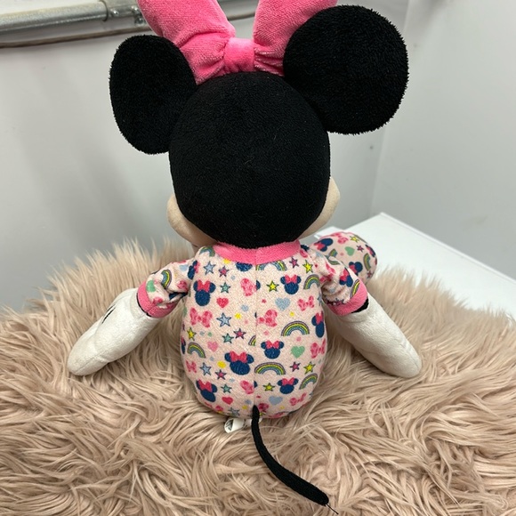 Disney Minnie Plush 21” - Picture 4 of 4